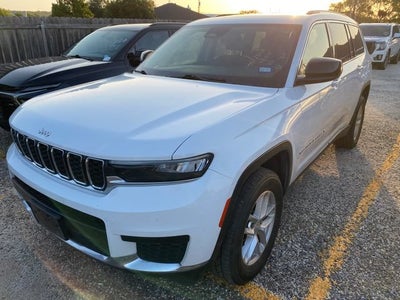 2022 Jeep Grand Cherokee L Laredo