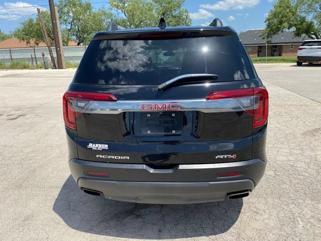 2023 GMC Acadia AT4