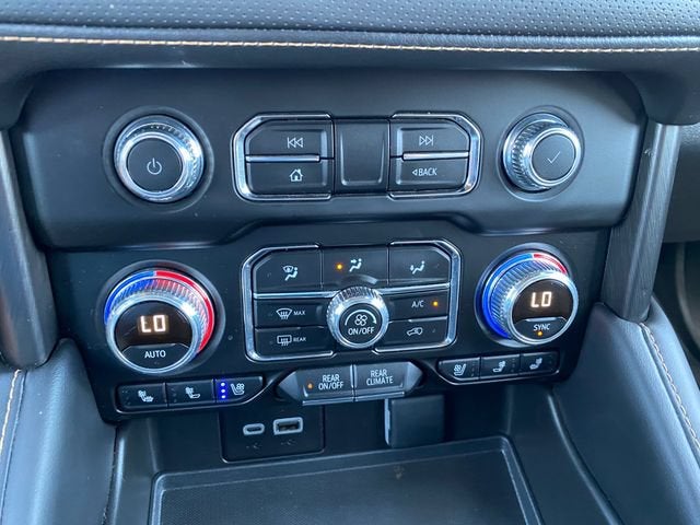 2024 GMC Yukon XL AT4