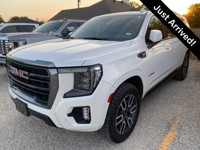 2022 GMC Yukon XL AT4