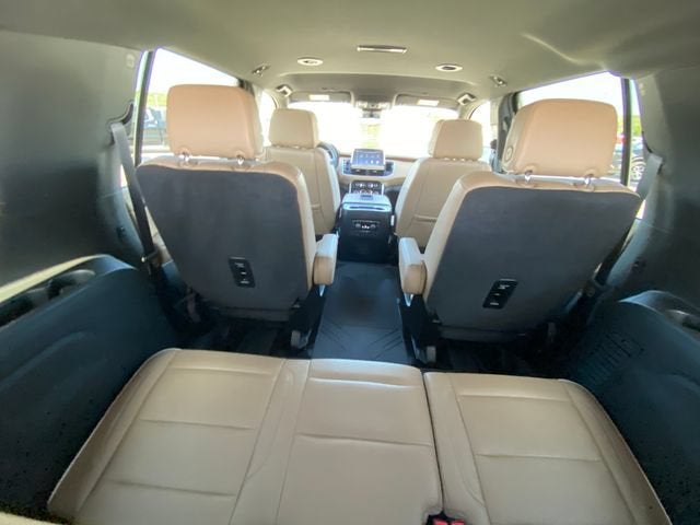 2024 Chevrolet Suburban Premier