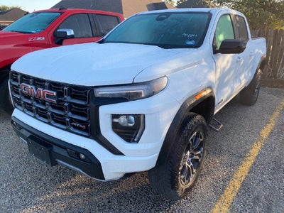 2023 GMC Canyon 4WD AT4