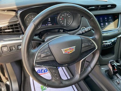 2023 Cadillac XT5 Premium Luxury