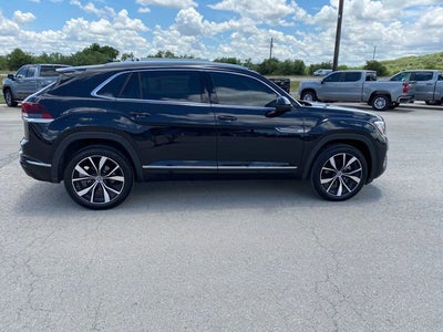 2024 Volkswagen Atlas Cross Sport 2.0T SEL Premium R-Line