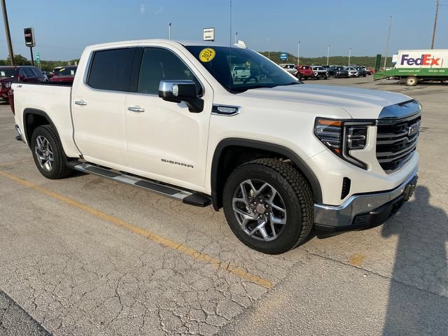 2024 GMC Sierra 1500 SLT