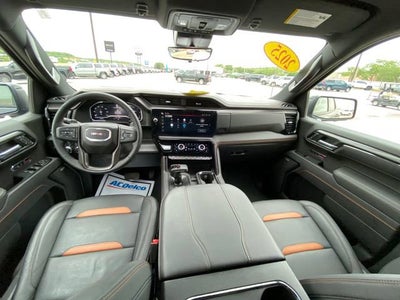 2025 GMC Sierra 1500 AT4