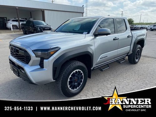 2024 Toyota Tacoma 4WD SR5