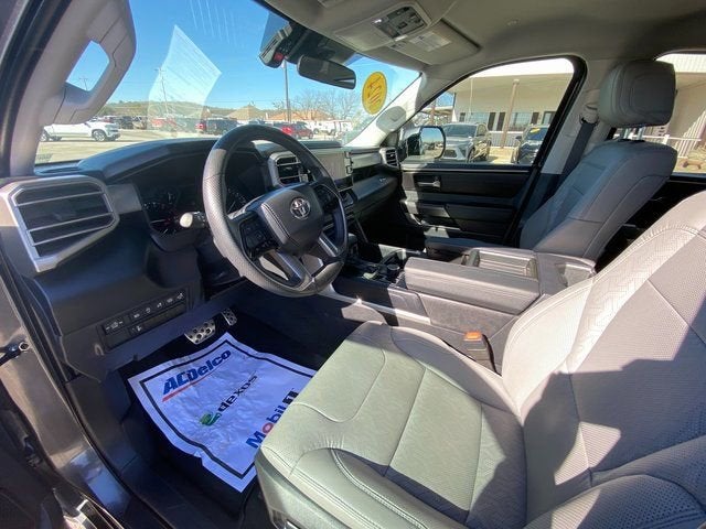 2024 Toyota Tundra 4WD SR5